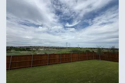 10440 Gray Hills Drive, Fort Worth, TX 76126 - Photo 35