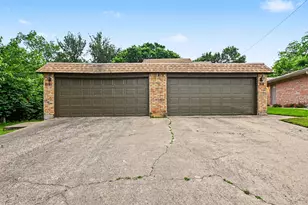 2103 Mistletoe Ave, Fort Worth, TX 76110 - Photo 19