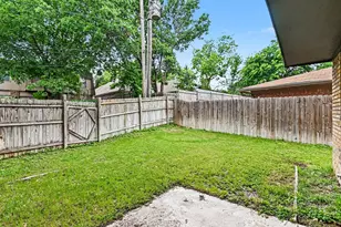 2103 Mistletoe Ave, Fort Worth, TX 76110 - Photo 23