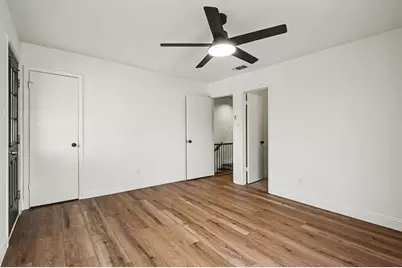 2103 Mistletoe Avenue, Fort Worth, TX 76110 - Photo 7