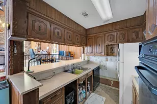 1185 Lakewood Cir, Alvarado, TX 76009 - Photo 9