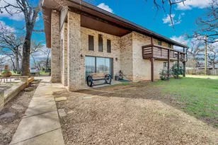 1185 Lakewood Cir, Alvarado, TX 76009 - Photo 21