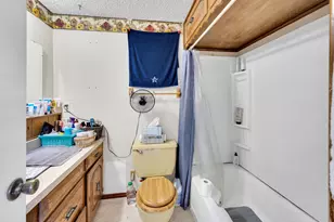 1185 Lakewood Cir, Alvarado, TX 76009 - Photo 17