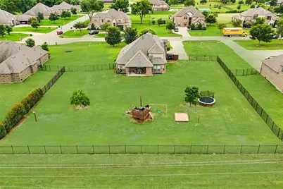 139 Las Colinas Trail, Cross Roads, TX 76227 - Photo 17