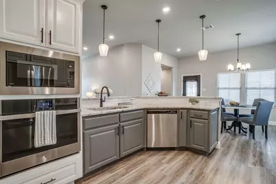 612 Adeline Drive, Burleson, TX 76028 - Photo 13