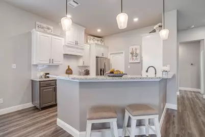 612 Adeline Drive, Burleson, TX 76028 - Photo 9