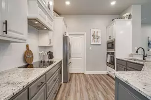 612 Adeline Dr, Burleson, TX 76028 - Photo 11