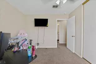 921 Valleybrook Dr, Lewisville, TX 75067 - Photo 21