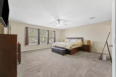 921 Valleybrook Drive, Lewisville, TX 75067 - Photo 13