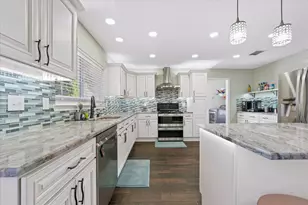 921 Valleybrook Dr, Lewisville, TX 75067 - Photo 7