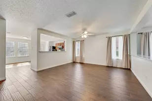 2528 Big Spring Dr, Fort Worth, TX 76120 - Photo 5