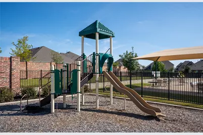 4001 Calderwood Drive, McKinney, TX 75071 - Photo 9