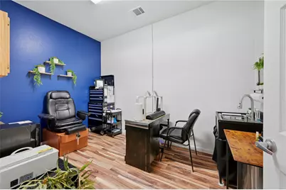 108 E Main Street, Whitesboro, TX 76273 - Photo 7