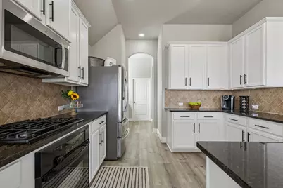 6120 Lamb Creek Drive, Fort Worth, TX 76179 - Photo 7