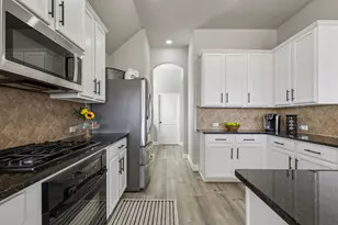 6120 Lamb Creek Dr, Fort Worth, TX 76179 - Photo 7