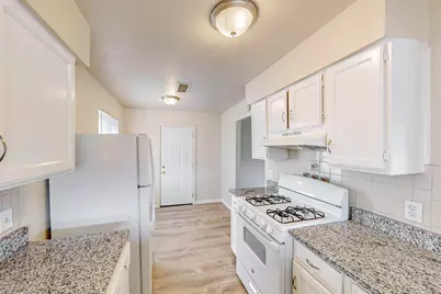 1538 Oakbrook Street, Lancaster, TX 75134 - Photo 17