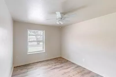 1538 Oakbrook Street, Lancaster, TX 75134 - Photo 31