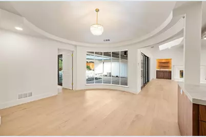 3945 Shady Hill Drive, Dallas, TX 75229 - Photo 17