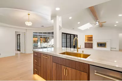 3945 Shady Hill Drive, Dallas, TX 75229 - Photo 15