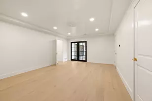 3945 Shady Hill Dr, Dallas, TX 75229 - Photo 23