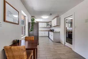 1906 Woodoak Dr, Irving, TX 75060 - Photo 15