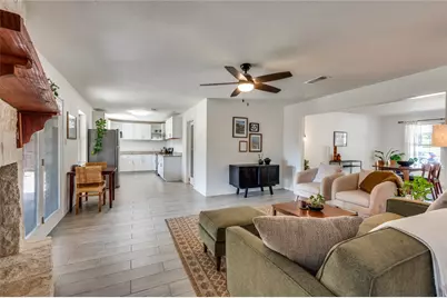 1906 Woodoak Drive, Irving, TX 75060 - Photo 9