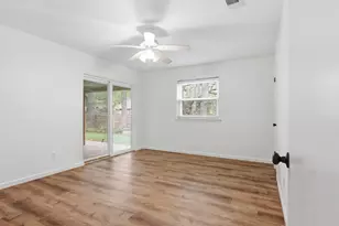 209 Valley View Ct, Azle, TX 76020 - Photo 33