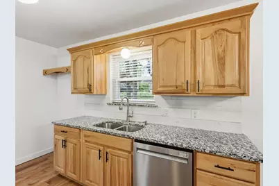 209 Valley View Court, Azle, TX 76020 - Photo 11