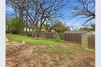 209 Valley View Court, Azle, TX 76020 - Photo 37