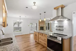 209 Valley View Ct, Azle, TX 76020 - Photo 13