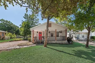 523 Houston St, Cedar Hill, TX 75104 - Photo 1