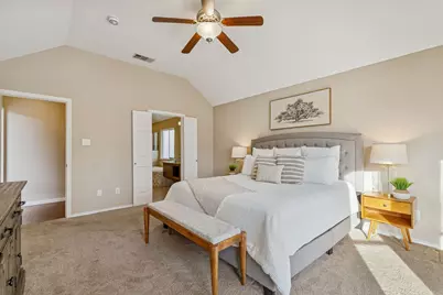 12113 Rushing Creek Drive, Frisco, TX 75035 - Photo 15