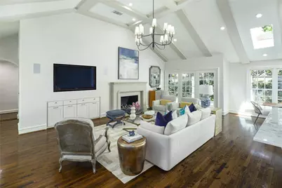 5460 Surrey Circle, Dallas, TX 75209 - Photo 15