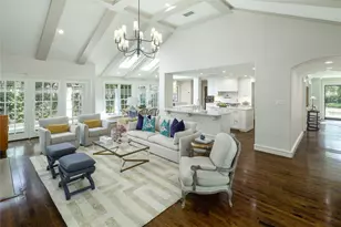 5460 Surrey Cir, Dallas, TX 75209 - Photo 13