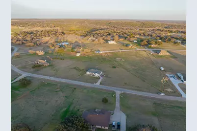 335 Brazos West Drive, Mineral Wells, TX 76067 - Photo 31