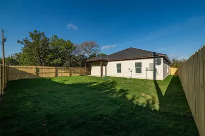 2803 Beechwood Street, Granbury, TX 76048 - Photo 19