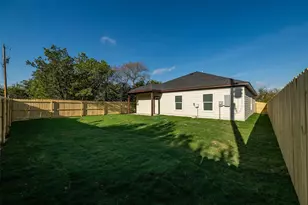 2803 Beechwood St, Granbury, TX 76048 - Photo 19