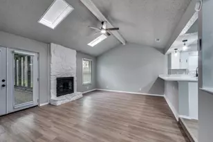 5402 Holly Trail, Arlington, TX 76016 - Photo 5