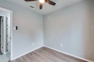 5402 Holly Trail, Arlington, TX 76016 - Photo 17