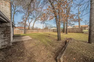 709 Blue Meadow Dr, Azle, TX 76020 - Photo 35
