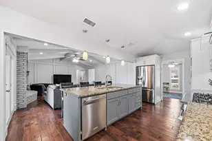 2305 Claridge Cir, Plano, TX 75075 - Photo 7