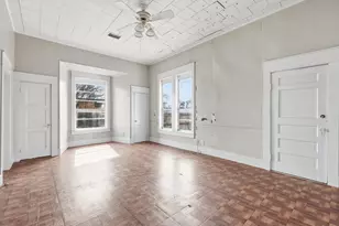 409 NW Main St, Ennis, TX 75119 - Photo 15