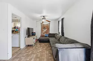 409 NW Main St, Ennis, TX 75119 - Photo 29