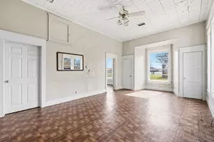 409 NW Main St, Ennis, TX 75119 - Photo 13