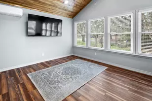 109 Old Barn Cir, Holly Lake Ranch, TX 75765 - Photo 11