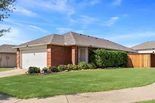 4022 Shawnee Trail, Heartland, TX 75126 - Photo 1