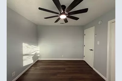 6101 Melody Lane, Watauga, TX 76148 - Photo 11