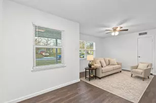 2516 Albemarle Dr, Dallas, TX 75234 - Photo 3