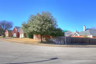 4633 Tanque Dr, Fort Worth, TX 76137 - Photo 3