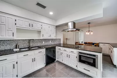 206 Edgewood Drive, Highland Village, TX 75077 - Photo 11